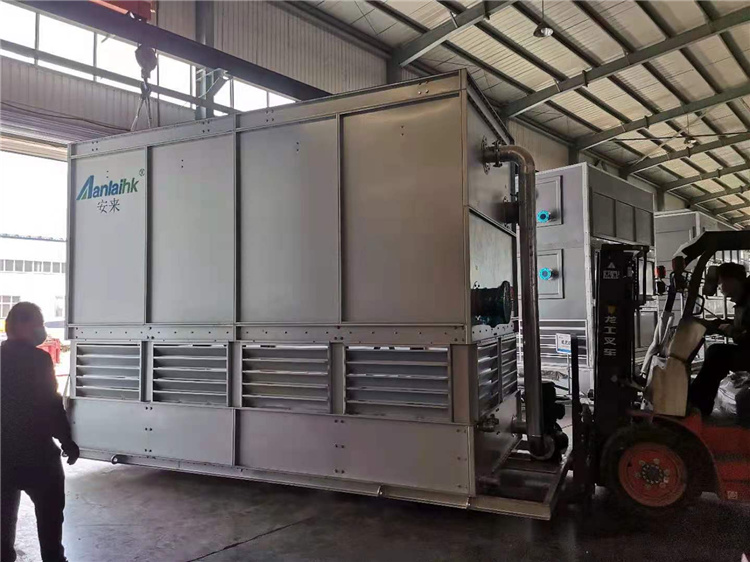 密閉式冷卻塔外殼材料和風筒結構